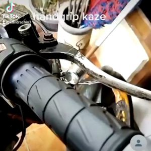 Sepasang Handgrip Kaze Plus Jalu Grip Kaze & Jalu 1Set Universal Beat Aerox Nmax