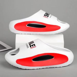 Mens 2025 Summer Outwear Anti slip Slippers Popular Trend on the Internet