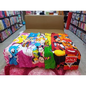 SELIMUT KARAKTER LUCU BULU HALUS 150 X 200 CM