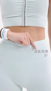 เอวสูงสลิมพอดีกับกางเกงปั่นจักรยานโยคะระบายอากาศกางเกงกีฬาขาสั้นของผู้หญิงลายทาง