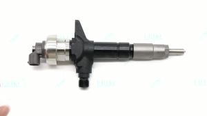 095000-8370 Diesel Injector 095000-8371 Fuel Oil Nozzle For ISUZU D-MAXI RODEOI 4JK1-TC Denso 8-98119228-0 8-98119228-1