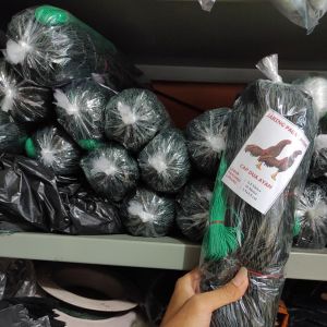 Jaring pagar ayam ukuran 25x10 meter lubang 35x35 cm