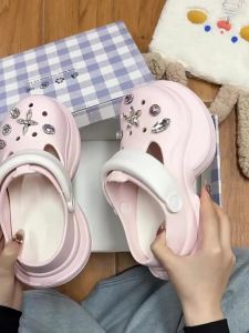 [Free Shipping] Thick-Soled Height-Increasing Perforated Sandals – A Fashionable Summer Style For Women Featuring A Non-Slip Design Perfect For The Beach And Easy To Slip On
