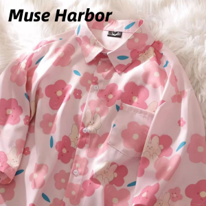 Muse Harbor  เสื้อเชิ้ตแขนสั้น พิมพ์ลายดอกไม้น่ารัก เสื้อฮาวาย สไตล์ญี่ปุ่น สําหรับผู้ชาย