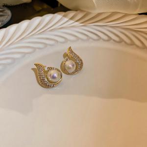 【ZP】 Cute Jewerry 1 đôi bông tai mới Bông tai hợp thời trang bông tai ngọc trai Thả Nước Bông tai khí chất thời trang nữ Hàn Quốc