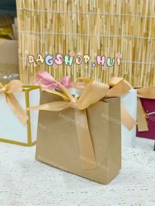 มาใหม่ กล่องของขวัญน่ารัก ผูกโบว์ กล่องกระดาษสวย ใส่ของชำร่วย มอบเป็ฯของขวัญ พร้อมส่ง