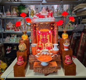 Combo Bộ bàn thờ ngang 48cm trụ gỗ xoan [đá hoa cương màu đỏ]