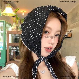 [COD] Fashion Change White Fabric Flower Triangle Hair Scarf Wraps Women Retro Triangle Headscarf Hat Travel Photo Headband Hair Accessories