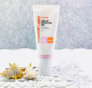 Kem chống nắng nâng tông da CNP Laboratory Tone-Up Protection Sun SPF 42 PA+++ 50ml