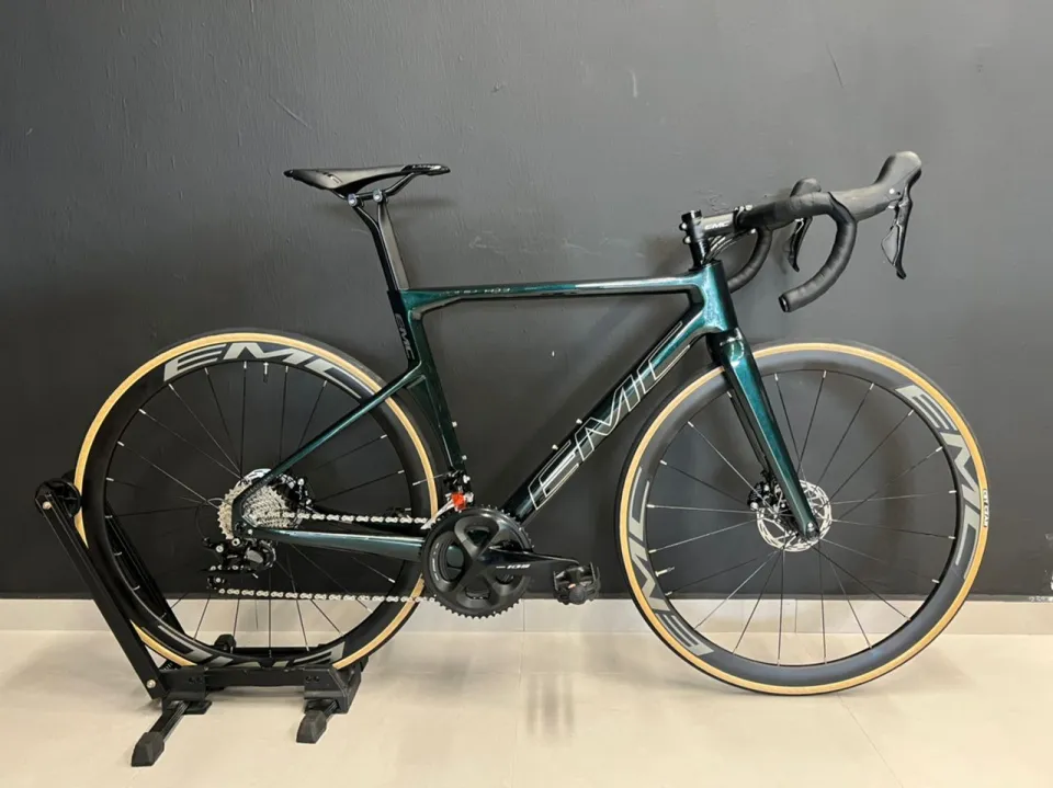 EMC EQUIP DISC 2022 FULL SHIMANO 105 R7020 CARBON ROAD BIKE