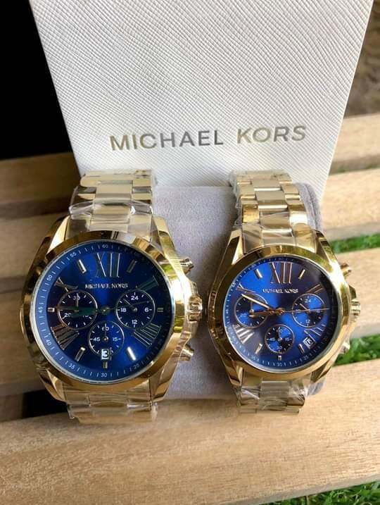 Michael kors hotsell blue dial watch