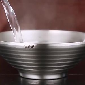 Aesthetic Design 304 Stainless Steel Japanese Ramen Bowl Heat-insulating Noodle Tableware Cutlery for Christmas and New Year2026