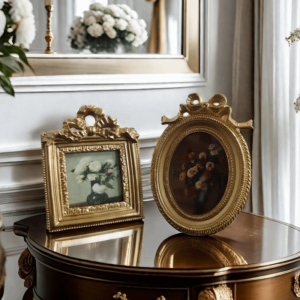 FOUNDTWO European Style Vintage Photo Frames Retro Gold Photo Frame Ornament Exquisite Waterproof Resin Picture Frame Home Decoration