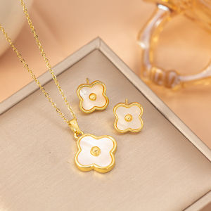 Fashion necklace pendant - Luxury and exclusive small-scale collar chain accessory 【钛钢】 爆款轻奢简约白贝四叶草项链女高级感时尚锁骨链配饰