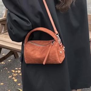 LEFTSIDE RetroPU Leather Shoulder Bags for Women Bucket Crossbody Bag 2026 Winter Luxury Designer Purses and Handbags2026