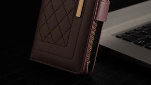 FCAnti-Fall Phone Case For Samsung Galaxy S25 S24 S23 S22 S21 Ultra / S25 S24 S23 S22 S21 Plus / S20 S21 S23 S24 FE Zipper Magnetic Fragrant Wind Leather Wallet Card Slot Flip Cover Casing