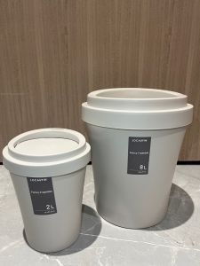 Locaupin Office Desk Garbage Can Bucket Home Countertop Wastebasket Bathroom Vanity Tabletop Trash Bin with Lid