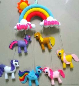 Hanging door little pony rainbow