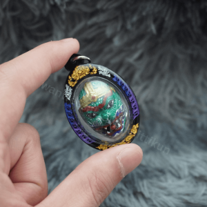 หนุมานกรอบเลเซอร์แกะลาย เลี่ยม 3 ชั้นกันน้ำ 100% ขนาด 3.5*5.5 cm หน้าหนุมาน เลี่ยมกรอบกันน้ำ