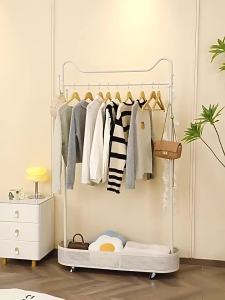 FFBH Floor Coat Racks Mobile Clothes Hanger with Wheels Multifunctional Mental Clothing Rack with Basket Entrance Hall Coat Rack M1Y4T