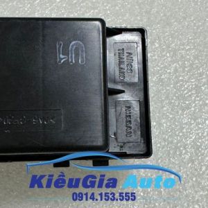 Công tắc liên kính tổng Nissan Navara NP300 D23T 2015-2020 Chính hãng