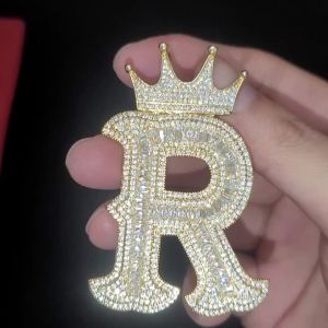 Custom Crown Single Letter Pendant Ice Out 26 Alphabet Necklace Chain Icy Big Baguettecz Spiky Hip Hop Jewelry For Women Men