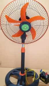 Quạt Kẹp Bình 12V Công Nghiệp B4 Có 3 Tốc Độ Gió.Chạy Được Trực Tiếp NLMT. Loại Mạnh (25W). Không Kèm Bình.