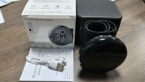 AE306 English wrist-type-grade high-precision rechargeable voice-controlled monitor for automatic home measurement