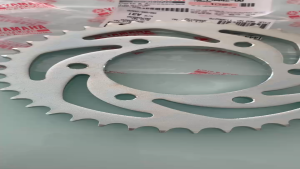 Nhông sau cho xe Exciter 150 đời 2015-nay 42 răng chính hãng Yamaha