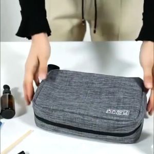 Tas Alat Mandi dan Kosmetik / Waterproof POLYESTER TRAVEL TOILETRY BAG