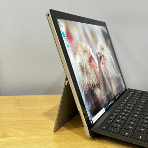 Microsoft Surface Pro-4 (Intel Ci5-6th Gen | 8GB RAM | 256GB SSD | 12 Inch Touch Screen | Dual Webcam | Win 10Pro | Ori Keyboard)