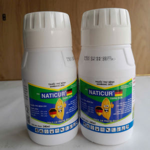 Thuốc trừ bệnh Sanbang 30SC HIỆU NATICUR chai 240ml Dạng sữaThành phần: Tebuconazole 20% w/w + Trifloxystrobin 10% w/w