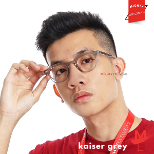 MIGHTY Kacamata PhotoChromic AntiRadiasi Pria - KAISER GREY