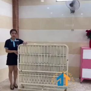 [FURNI HOME] IN ZALO N Giường sắt xếp gọn và di chuyển có bánh xe 1m x 2m