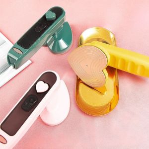 Setrika Mini Portabel Kuning: Solusi Praktis untuk Menyetrika di Rumah & Traveling