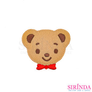 ตัวรีดการ์หัวหมีผูกโบว์ ตัวรีดติดเสื้อ อาร์มปักตกแต่ง DIY EMBROIDERY PATCH (00080477)