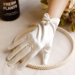 LIVELYN Lolita JK. Găng tay cô dâu Năm ngón tay Trắng Đen Găng tay đầy đủ ngón tay Thanh lịch Ngọc trai Găng tay lái xe Phụ nữ Cô gái