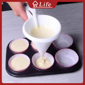 Cream Funnel Kitchen Utensil Adjustable Kitchen DIY Hand-held Chocolate Icing Plastic Batter Dispenser Cream Funnel Cup