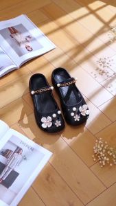 Women Cute Garden Clogs Slip On Soft Sole Casual Sandals with Pearl Charm