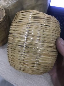 Giỏ tre đựng trứng kiến câu cá