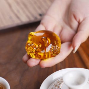 Tượng chú heo con lợn con pha lê phong thủy chiêu tài may mắn trang trí nhà cửa văn phòng