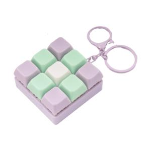 Reconfigurable Plastic Keychain Twitch Toy 9 Key Sound Stress Relief Mini Keyboard Keychains Gift For Car Key