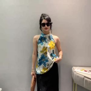 AMMIN 2025 Summer New Simple Halter Neck Ruched Round Neck Fashion Floral Print Sleeveless Vest Shirt for Women Korean Style Off-Shoulder Design Casual Elegant Blouse