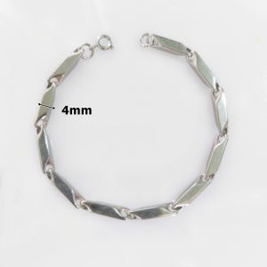 Lắc tay nam nữ titan dạng chuỗi đốt hình hộp sử dụng khóa tròn sang trọng