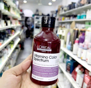 Dầu gội tím khử vàng tóc sáng màu Loreal Professionnel Chroma Crème Purple Dyes Shampoo 300ml