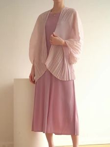 กางเกงเสื้อผ้าแชิบคุณค่า แจ็กเก็ตสไตล์วันหยุดอัดพลีทไฮเอนด์ผ้าชิฟฟอนนูมสูงสุด กันแสงแดด #2651