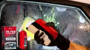 Automotive Oil Film Cleaning Brush 2024 Glass Oil Film Remover for Car Window Windshield Cleaner Tool Glass Cleaning Board 120mL