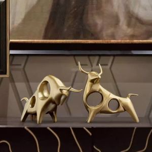 Creative Handmade Bull Figurines - Luxury Sculpture Decor