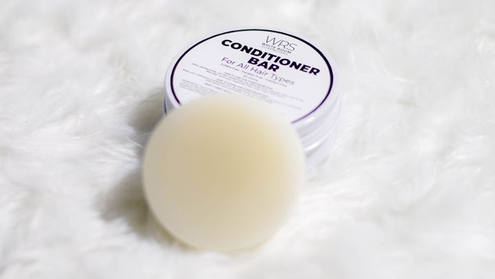 White%20Room%20Soapworks%20Conditioner%20Bar%20for%20All%20Hair%20Types%20Peppermint%2050%20grams%20-%20Image%203