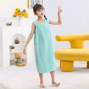 Upscale childrens bathrobes can be worn and wrapped in childrens pajamas Home clothing is more absorbent than pure cotton bathskirts and coral velvet bathtowels